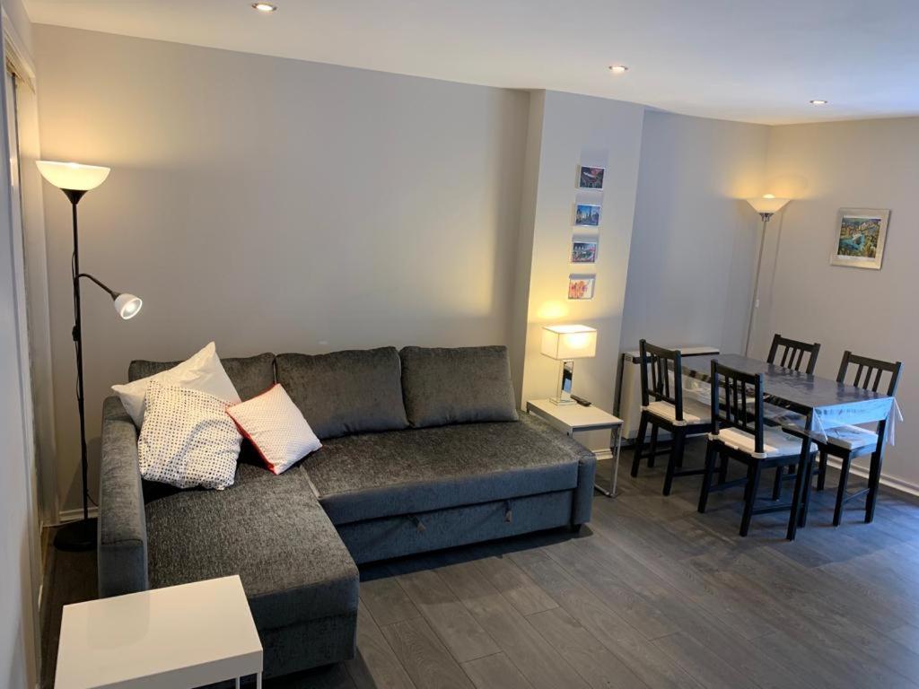 Lovely Ground Floor Apartment In Great Location At The Shore, エディンバラ エクステリア 写真